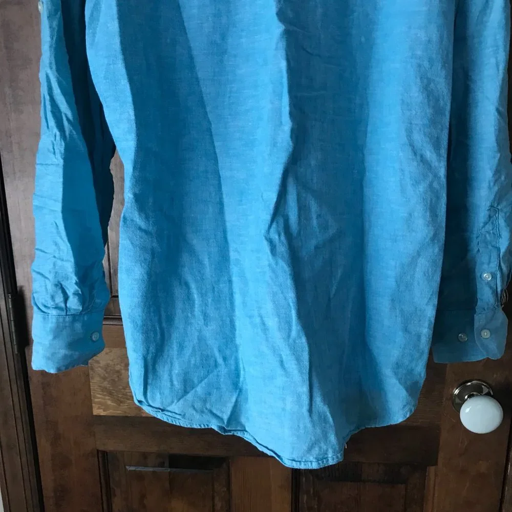 Banana Republic Teal Button-Down w/Convertible Sleeves Large